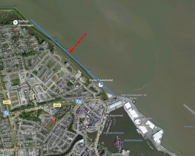 Location Delfzijl with dike normal (in red)